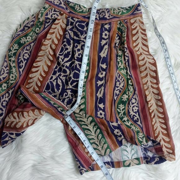 My Michelle Women's Shorts Shirt Set Biege Purple Floral Tie Front Button VTG - Picture 8 of 10